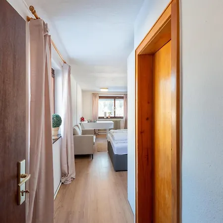 Idyllic In Apartment Sibratsgfäll